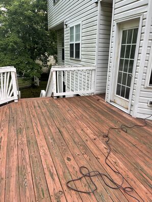 Deck Staining in Brooklyn, MD (7)