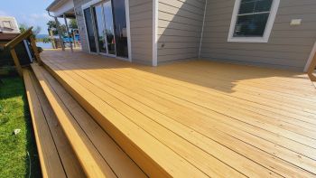 Deck Staining in Seat Pleasant